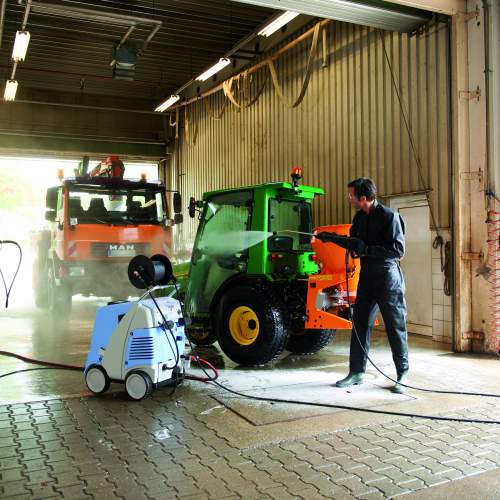 2017-05/liten-traktor